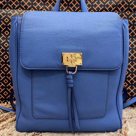 Tory Burch Handbags - Tory Burch Eve Flap Backpack